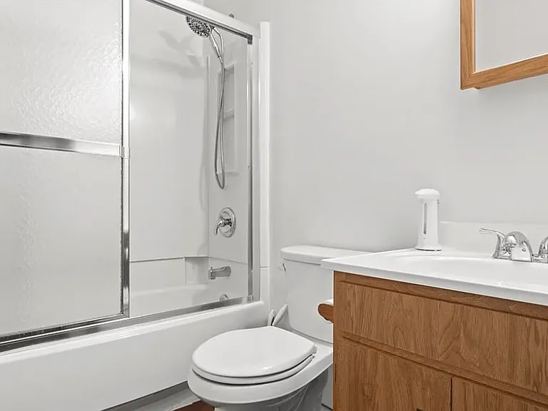 575 Fairfield Dr — Photo 4