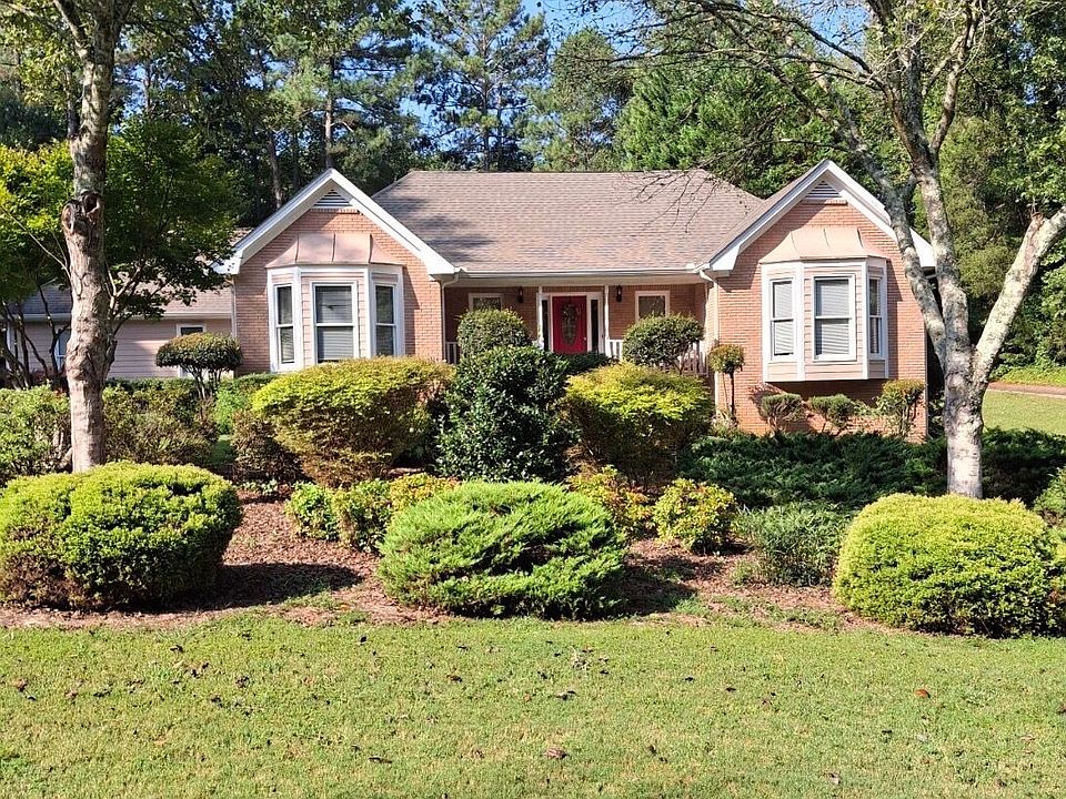 1st image of 4695 Rutledge Dr