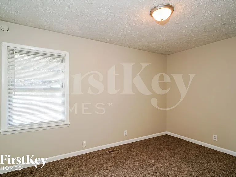 6440 W 15th St — Photo 12