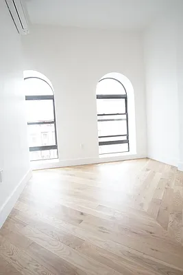 Rented by Lofts and Flats LLC | media 41