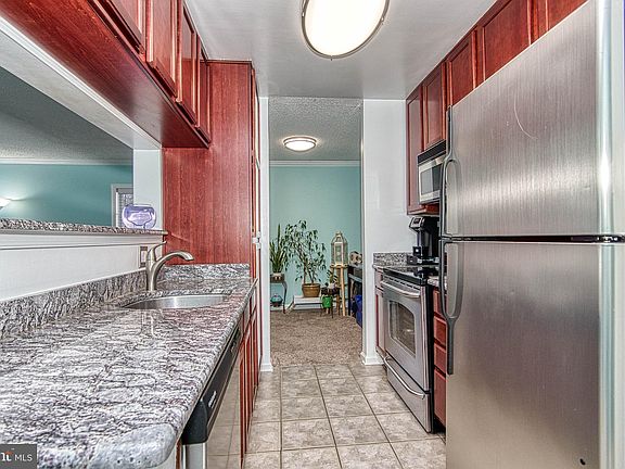 3rd image of 15538 Horseshoe Ln #538