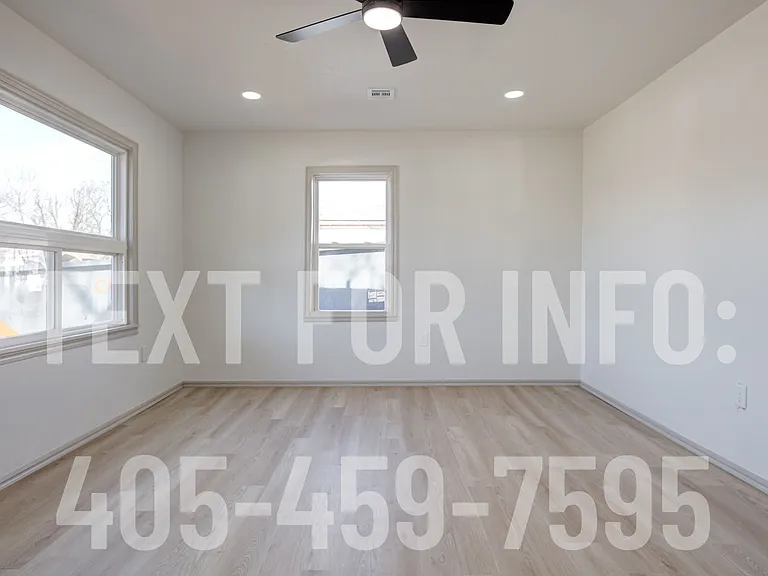 418 S Van Buren Ave — Photo 5