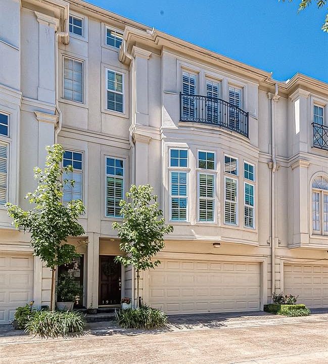 1st image of 1915 Greenwich Terrace Dr