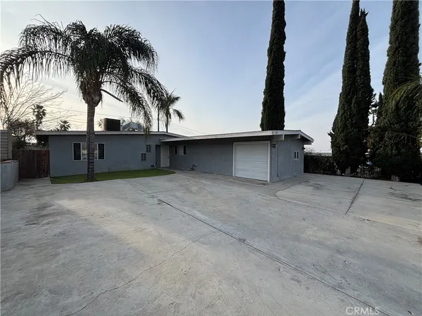 13412 Dyer St, Sylmar, CA 91342