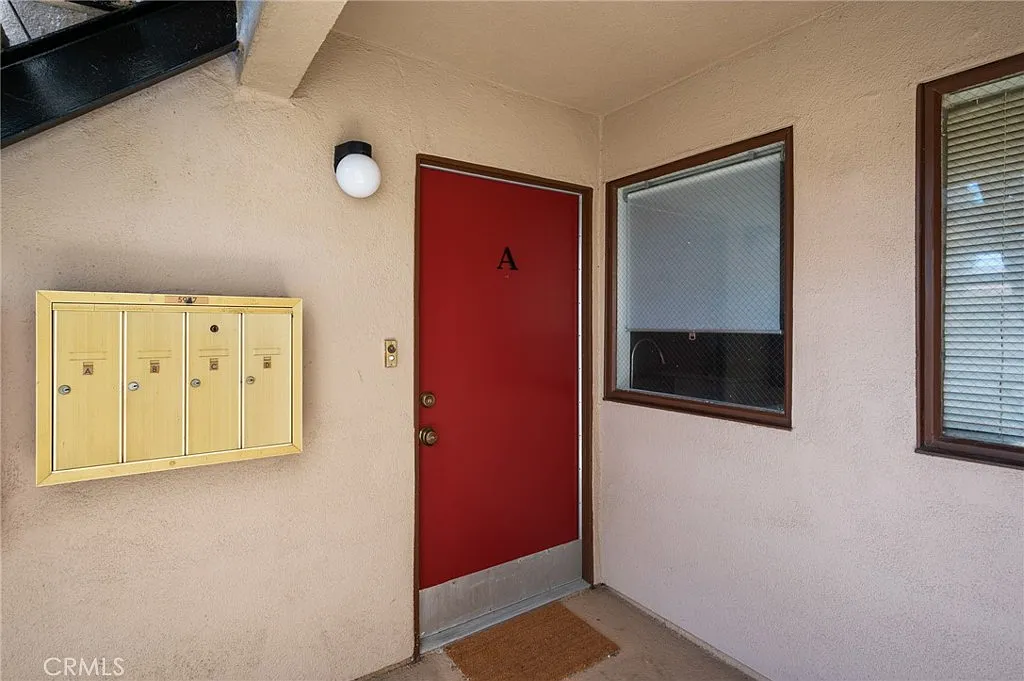 2 bed, 1071 sqft, $3,200 — Photo 3