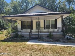 458 Slaven Ln, Oneida, TN 37841
