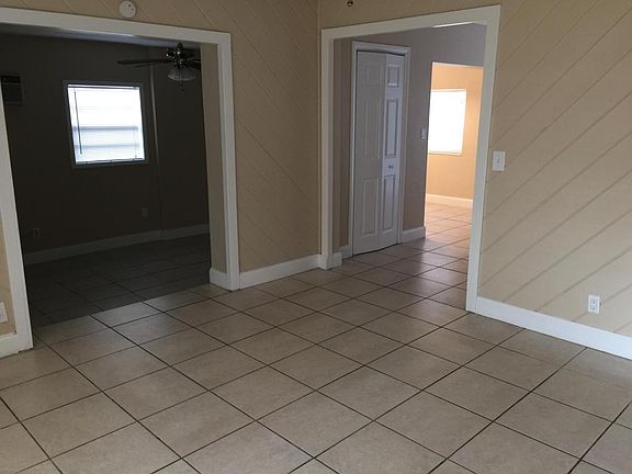 4th image of 5240 NE 2nd Ter