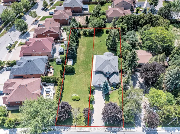 5097 14th Ave, Markham, ON L3S 3K4