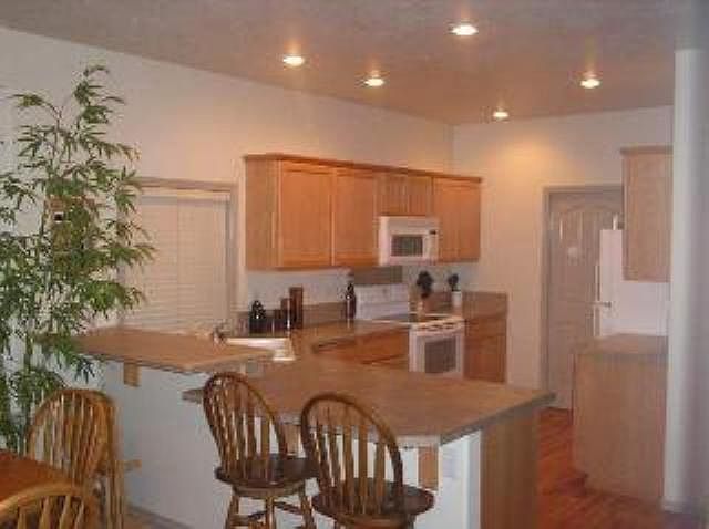 2nd image of 9960 W Sleepy Hollow Ln