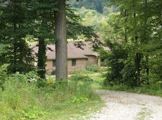 1334 Maple Grove Cir, Clinton, OH 44216