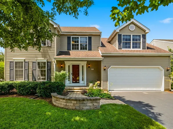 2920 Compton Rd, Aurora, IL 60504