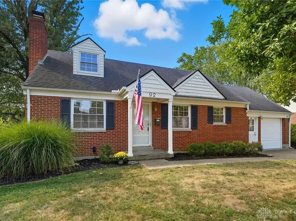 92 E Ridgeway Dr, Dayton, OH 45459