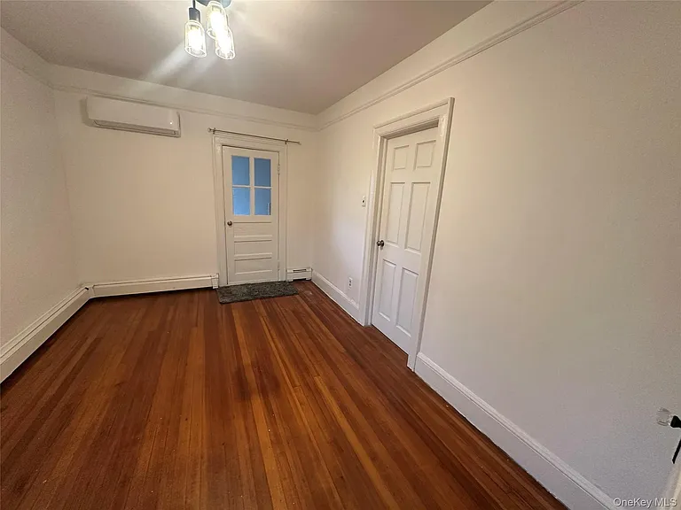 437 Warburton Ave #2 — Photo 8