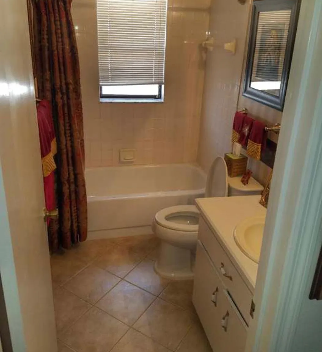3 bed, 1900 sqft, $800 — Photo 1