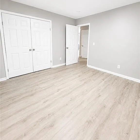 8011 Trinity Park Dr — Photo 5