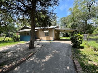 216 3rd Ave NW, Moultrie, GA 31768