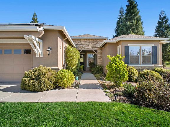 5th image of 8 Rock Ridge Ct