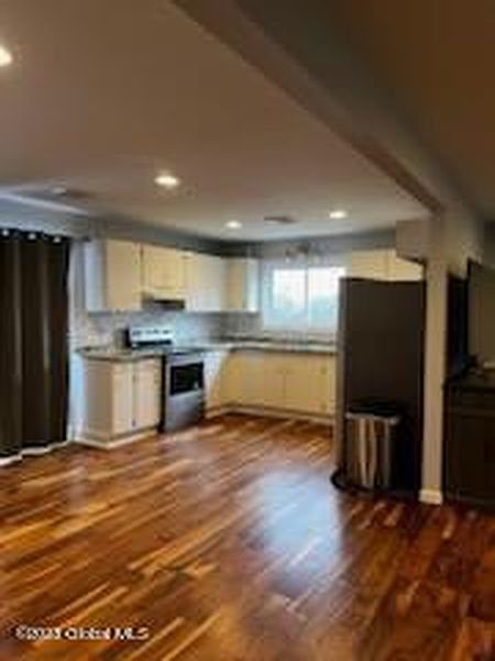 2nd image of 3250 Fisher Hill Road Road