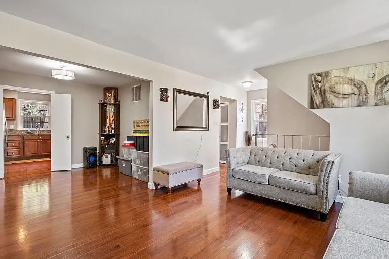 Forestdale Dr — Photo 6