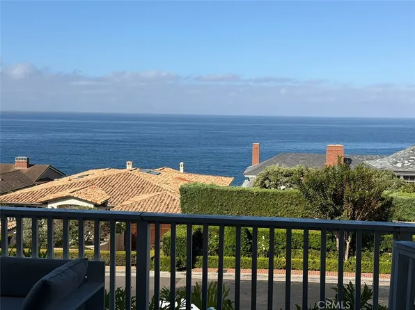 35 S La Senda Dr, Laguna Beach, CA 92651