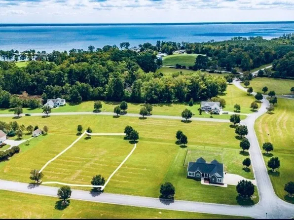 64 Meadow Lane, Arapahoe, NC 28510