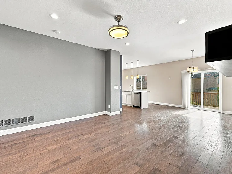 5671 Majestic Dr — Photo 5
