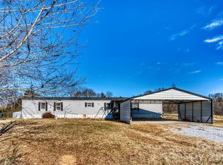 977 Lavender Rd, Grover, NC 28073