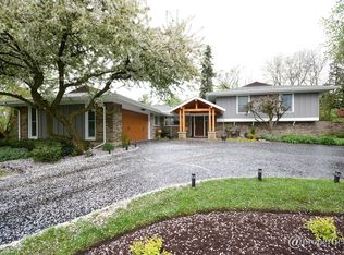 20095 N Park Hill Ct, Deer Park, IL 60010