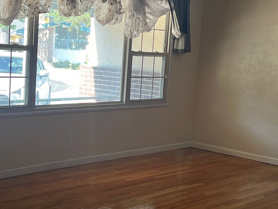 1st image of 1406 Cherrywood Dr