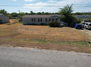 2528 Cypress Ln, Burleson, TX 76028