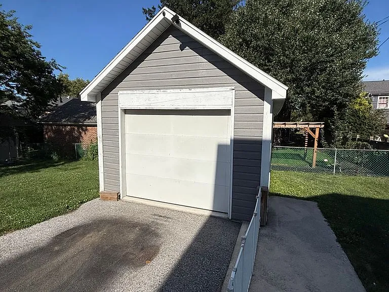 21 N Kershaw St — Photo 19