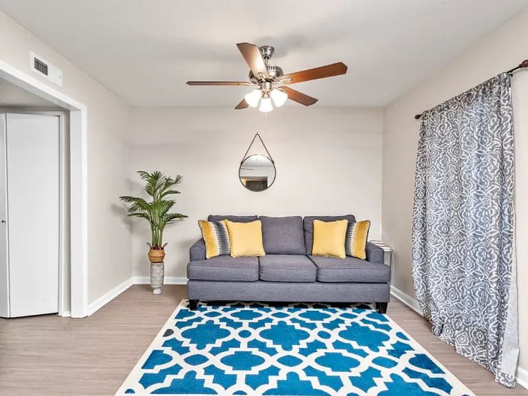 2213 Proctor Dr — Photo 12