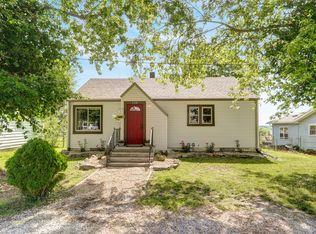 110 Kennedy Ave, Clever, MO 65631