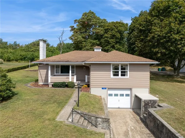 700 Highland Ave, Derry, PA 15627