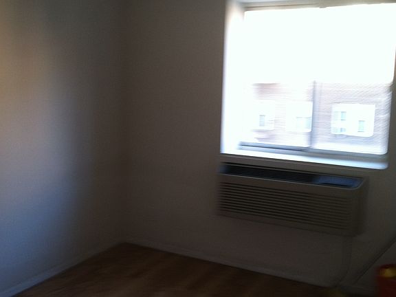 4th image of 6454 Booth St Ste 2