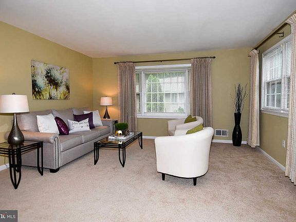 2nd image of 12603 Colebrook Ct