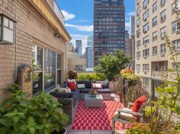 415 East 52nd Street image 1 of 12