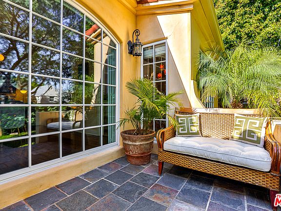 3rd image of 1367 S Sierra Bonita Ave