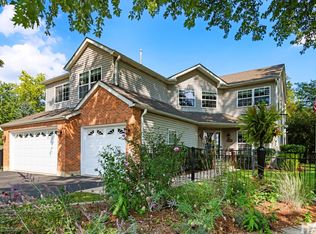 27961 N Myrtle St, Wauconda, IL 60084