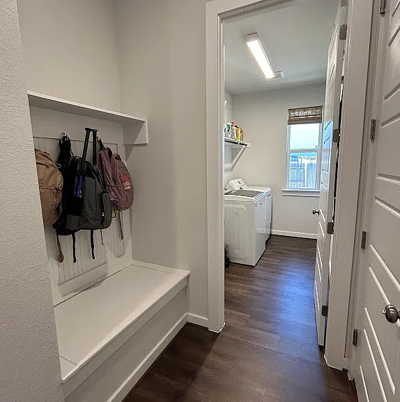 276 Washington Dr — Photo 18