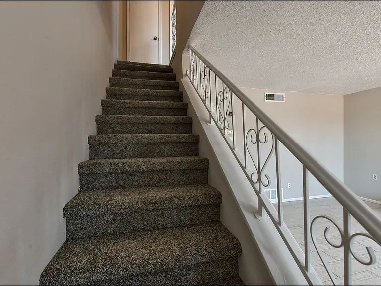 6913 Pamlico Dr — Photo 18