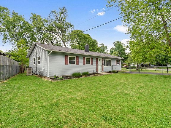 2nd image of 8490 Smallwood Ln