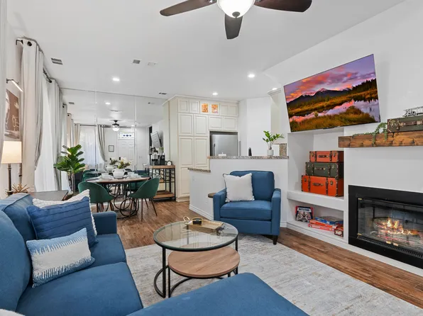 26947 Hillsborough Pkwy Unit 38, Santa Clarita, CA 91354