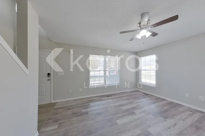 4415 The Paseo Blvd — Photo 4