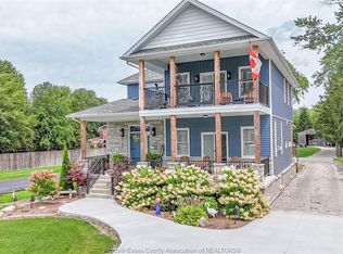 345 Robson Rd #345B, Leamington, ON N8H 5G6