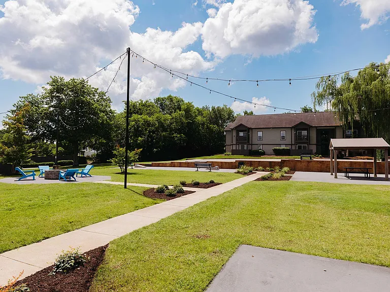 Chase Cove Apartments — Photo 26