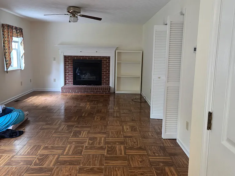 305 Seminole Dr — Photo 20