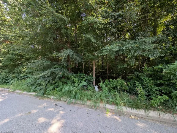 210 Birchwood Ln #13, Mocksville, NC 27028