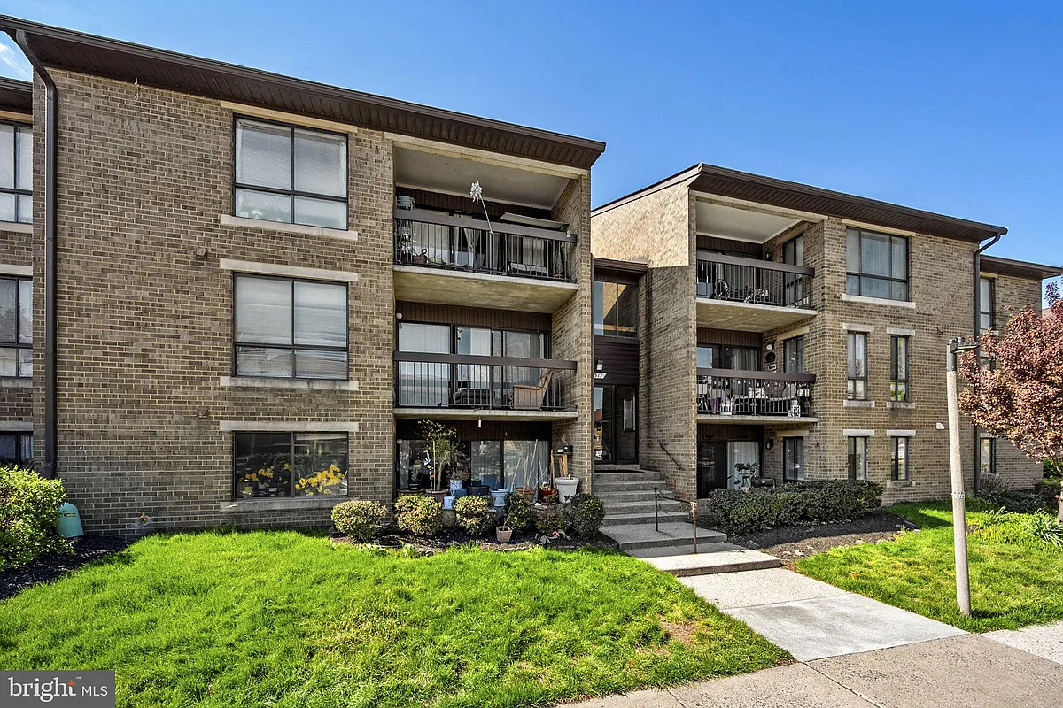 Building Photo - 517 Florida Ave #T4