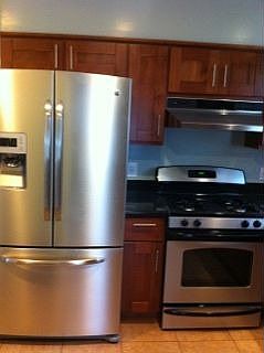 Refrigerator and gas stove